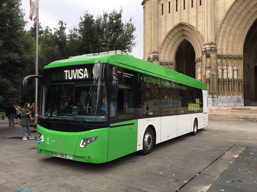 Autobuses a Armentia el día de San Prudencio - Gasteiz Hoy