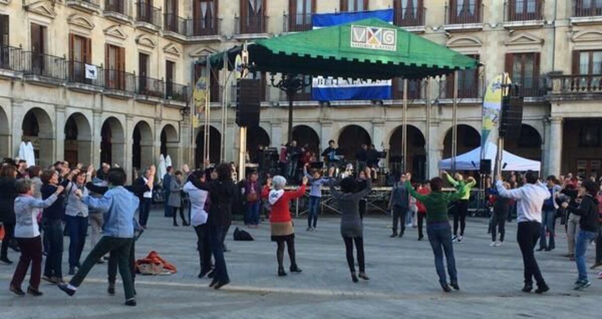 Vuelve Dantza Plazan a Vitoria-Gasteiz este viernes