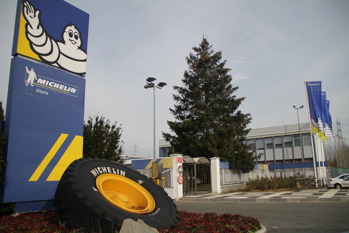 Vitoria prepara la ampliación de Michelin en las cocheras de Tuvisa