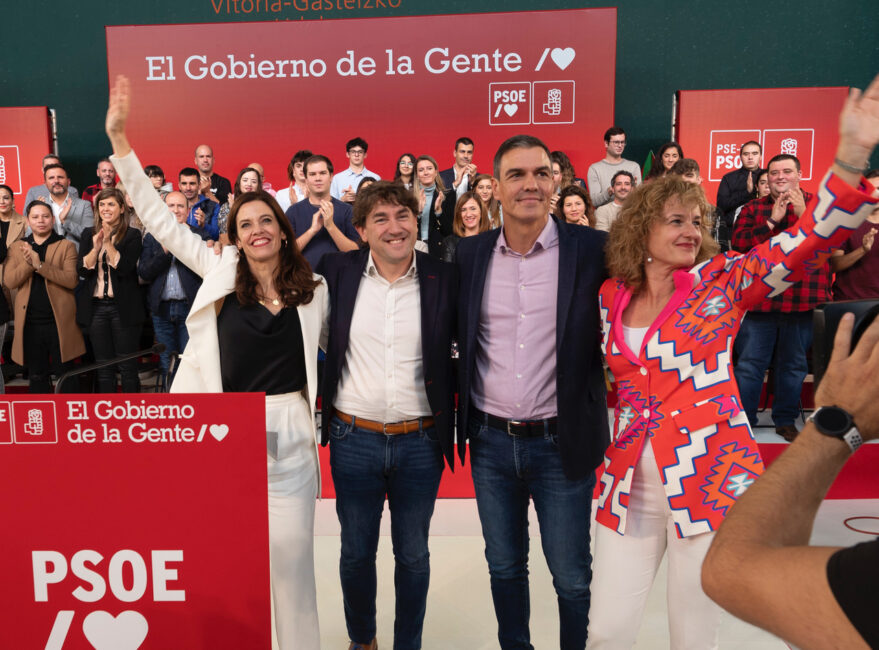 Pedro Sanchez candidatas alava vitoria maider