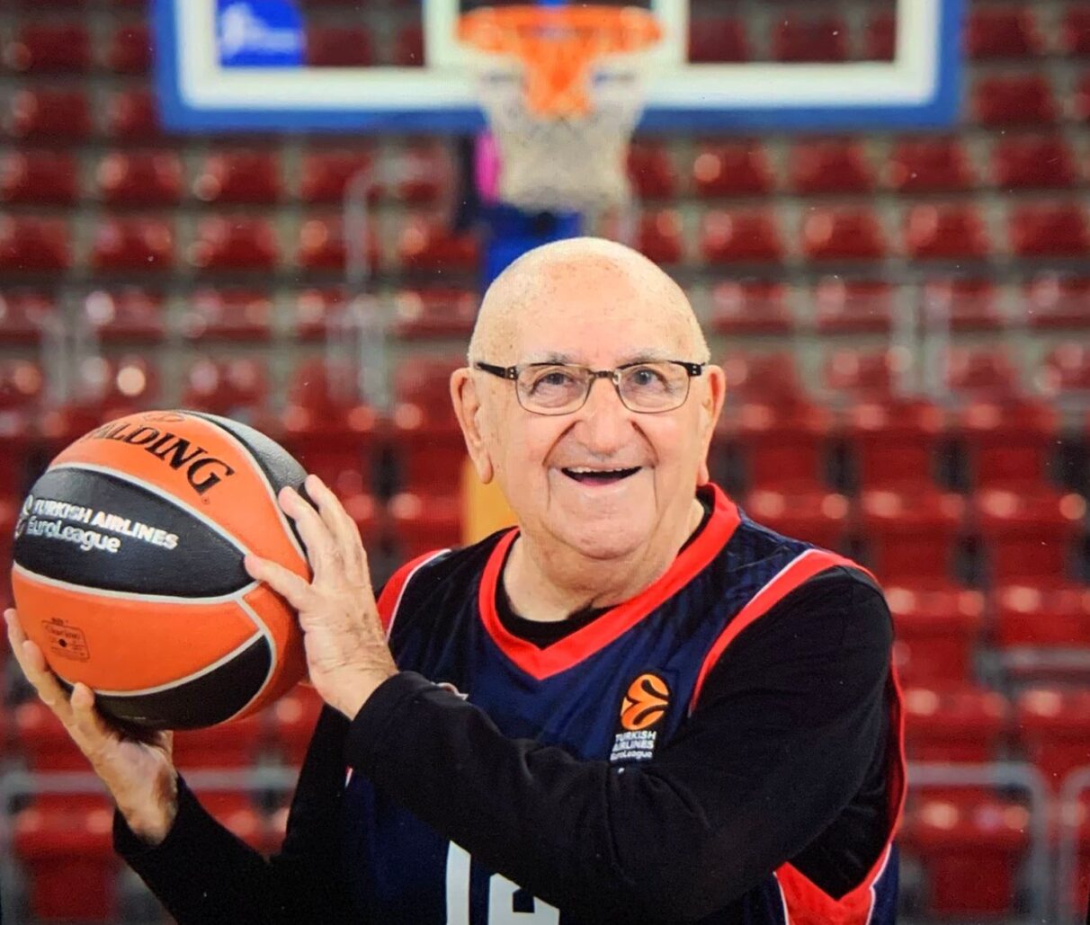 Xabier Añua: el patriarca del baloncesto