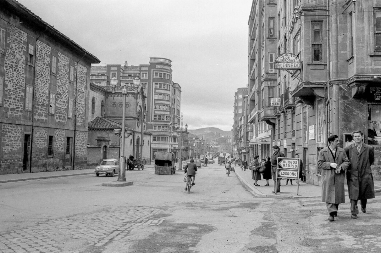 Calle La Paz con Portal del Rey (1959)