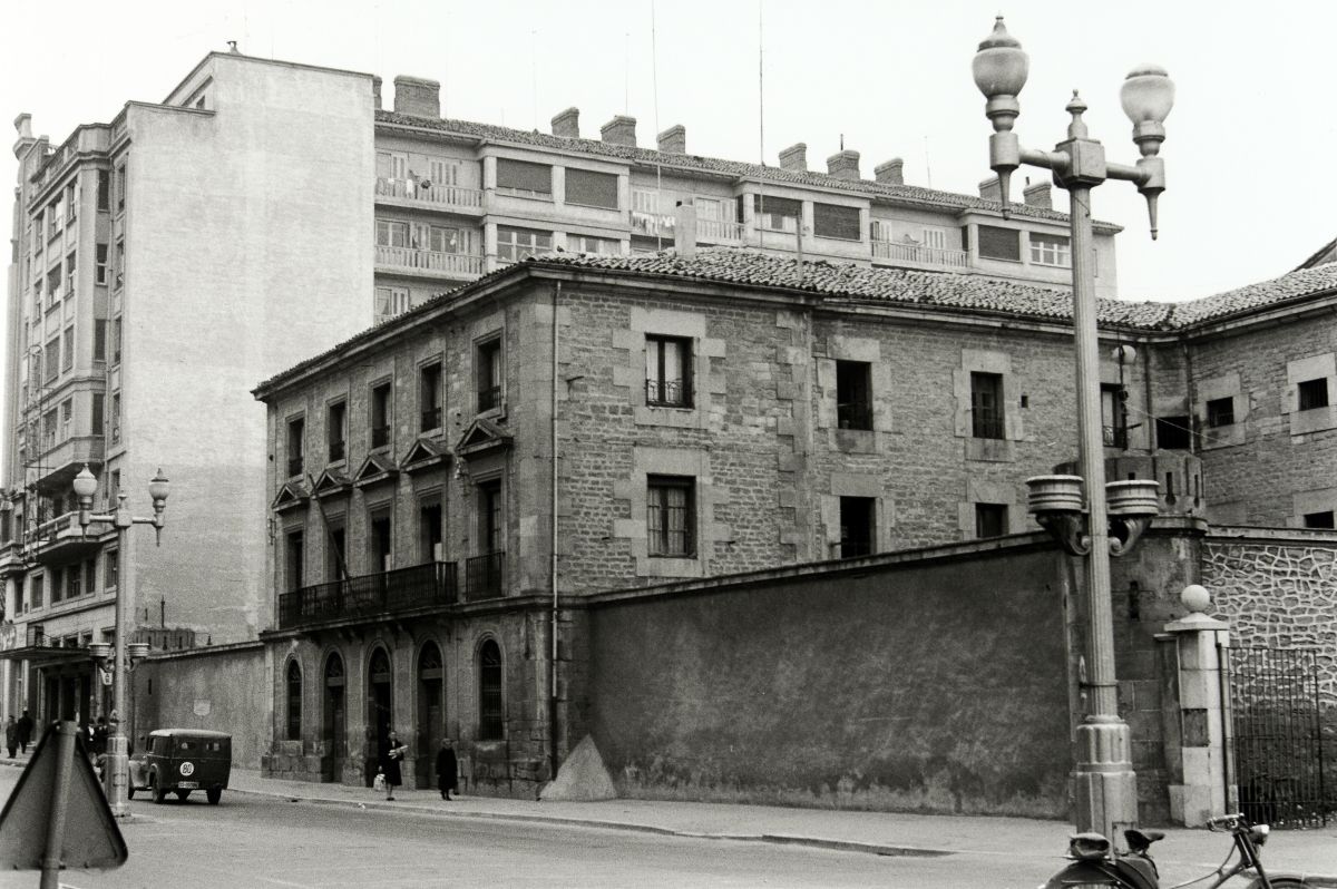 carcel en la calle La Paz (1963)